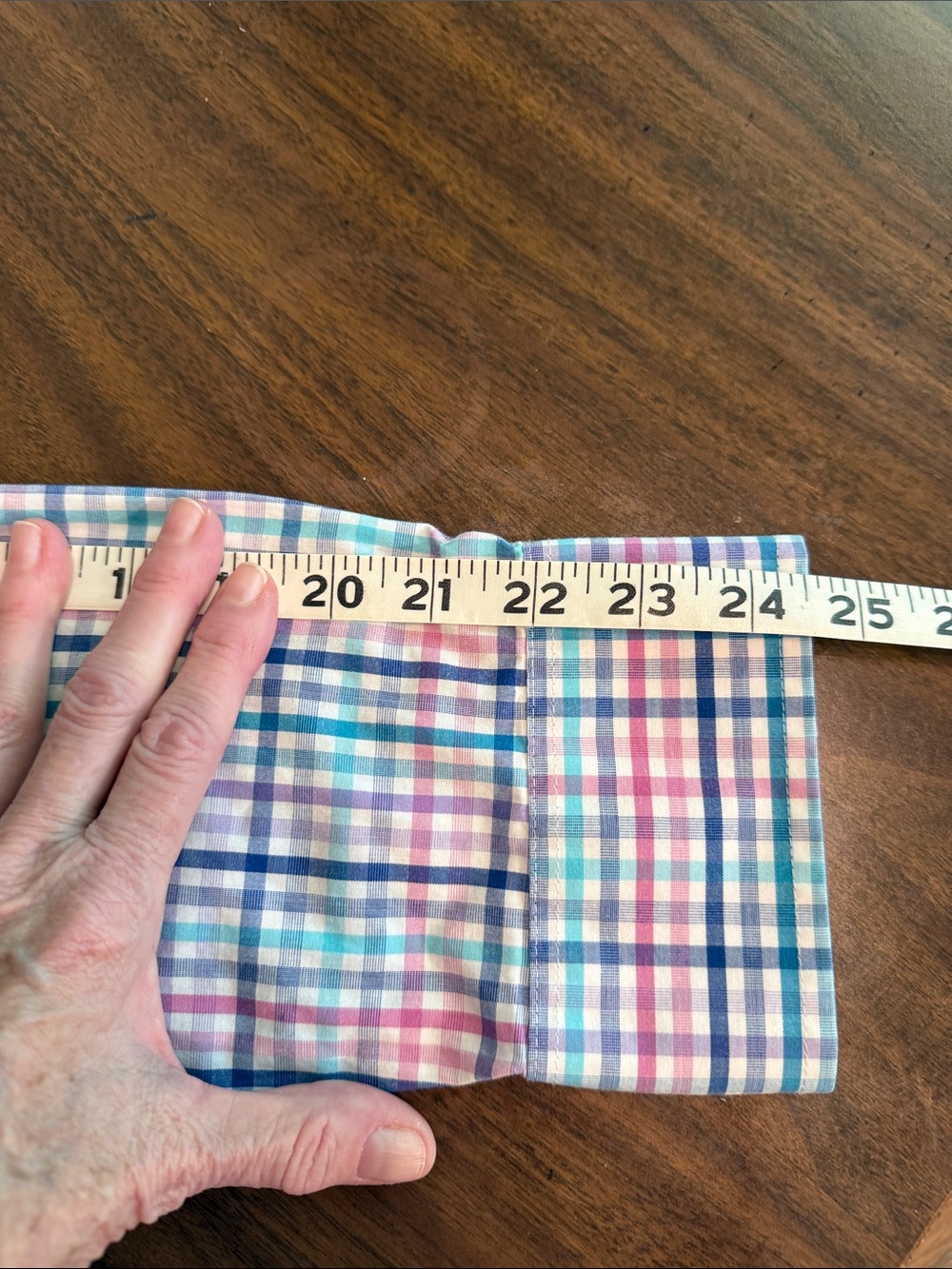 Izod Men's Premium Essentials Blue and Pink Plaid Button-Down Shirt Medium - Picture 12 of 14